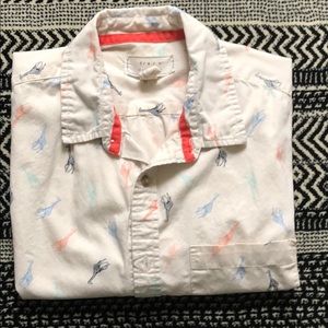 Forever21 men’s giraffe button up